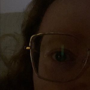 Meet your Posher, Jillian